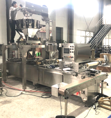 Meal store packaging machine